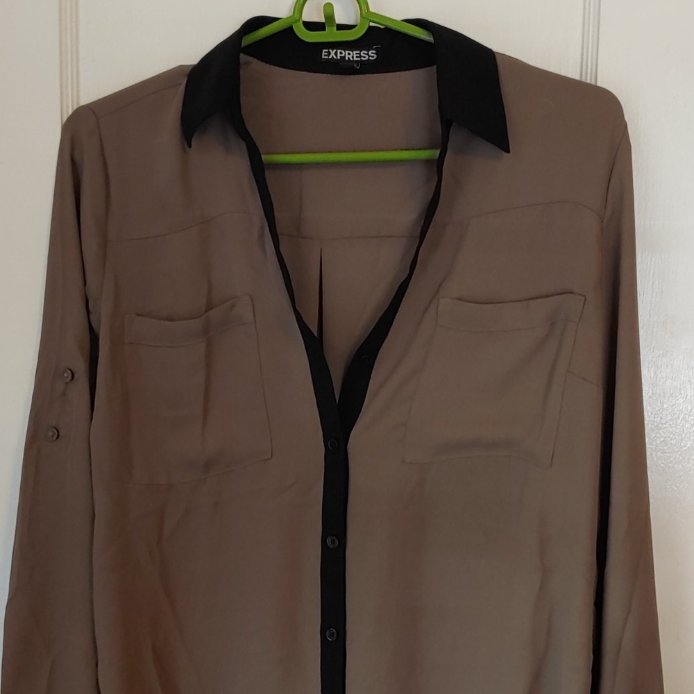 Express black and tan flowy dress shirt